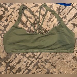 Lululemon strappy sports bra size 10